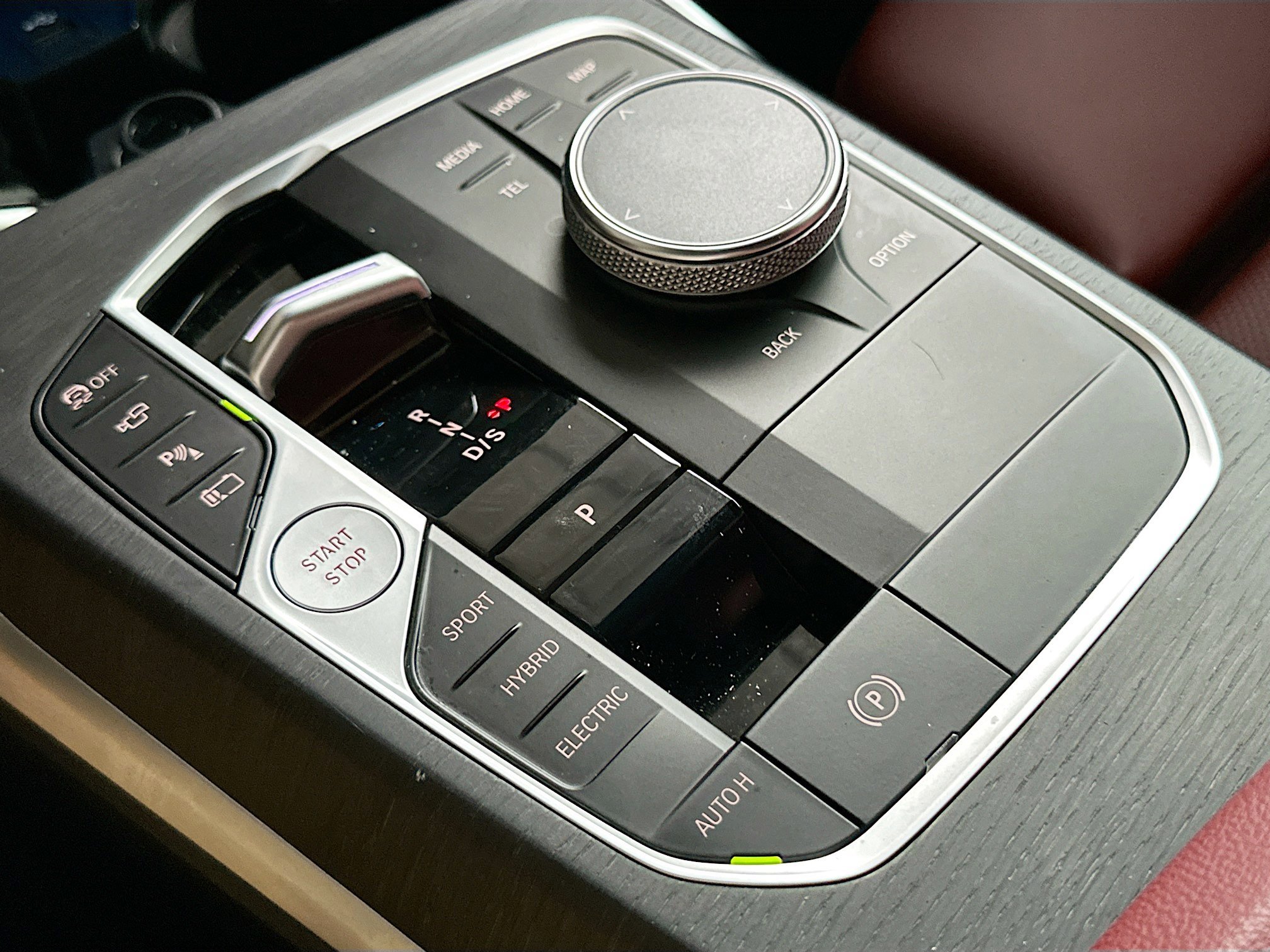 Used 2023 BMW 330e 330e w/ Premium Package image 17