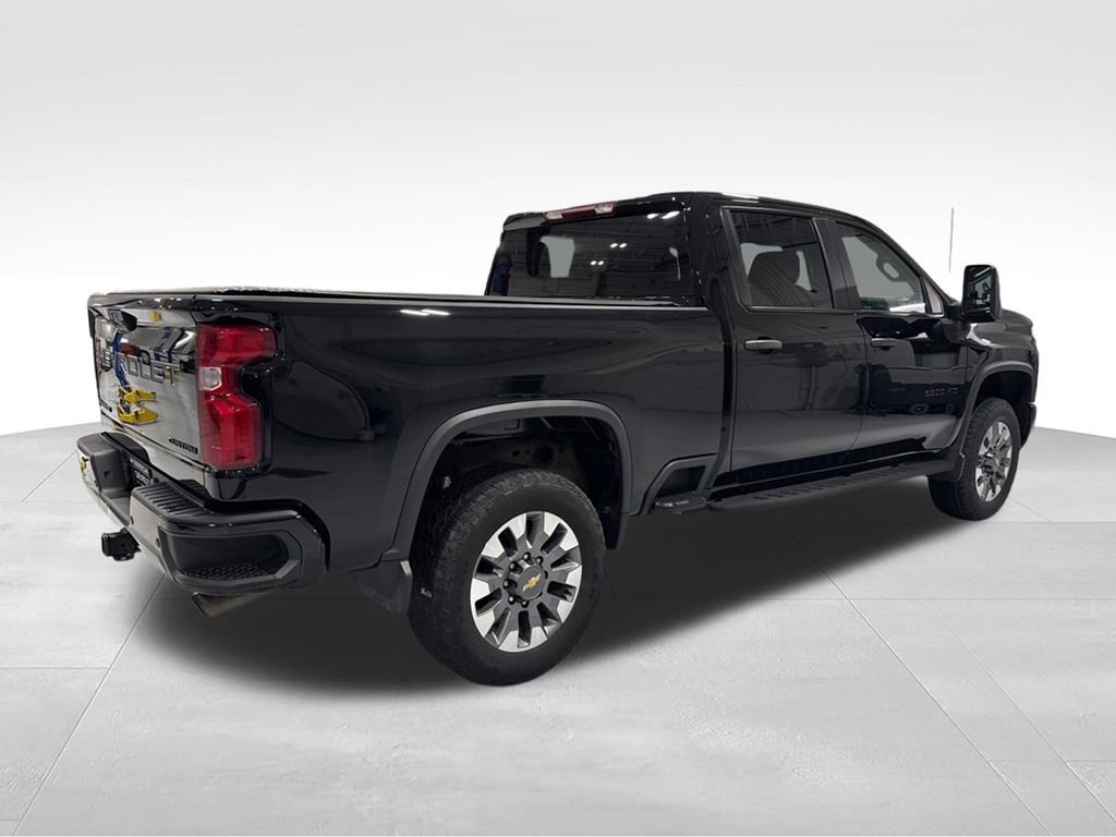Used 2024 Chevrolet Silverado 2500 Custom w/ Custom Value Package AWD/4WD image 35