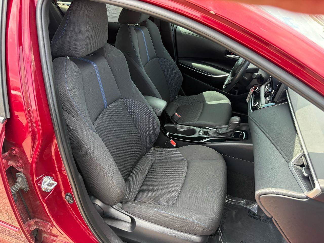 Used 2022 Toyota Corolla SE FWD image 21