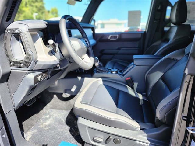 New 2025 Ford Bronco Outer Banks image 17