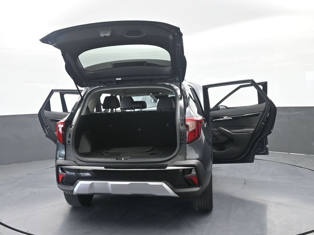 Used 2024 Kia Seltos EX FWD image 75