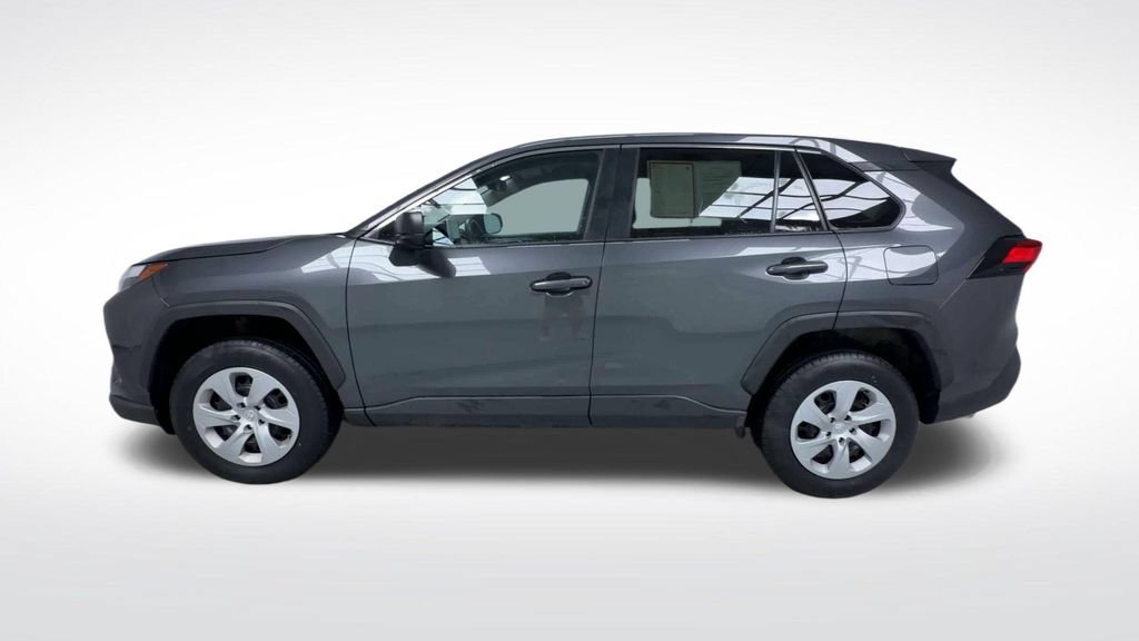 Certified 2024 Toyota RAV4 LE AWD/4WD image 6