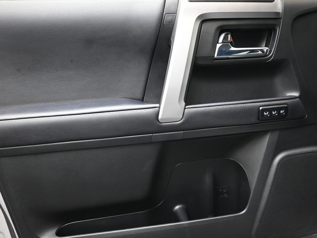 Used 2023 Toyota 4Runner Limited image 23