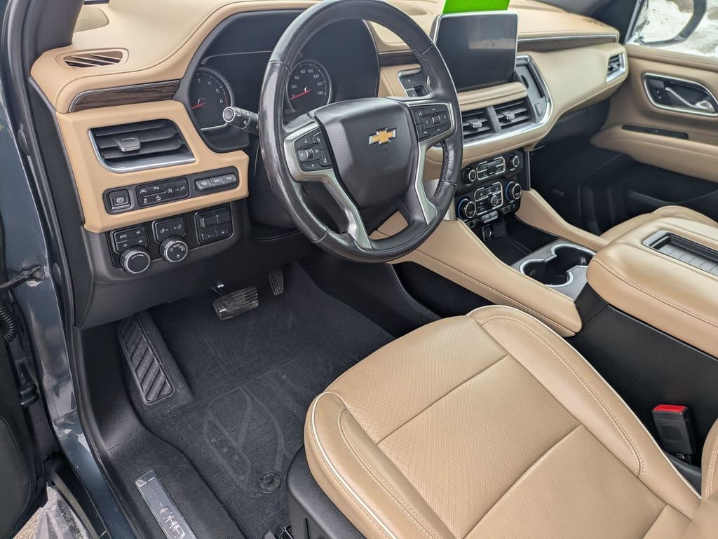 Used 2021 Chevrolet Tahoe Premier w/ Premium Package image 2