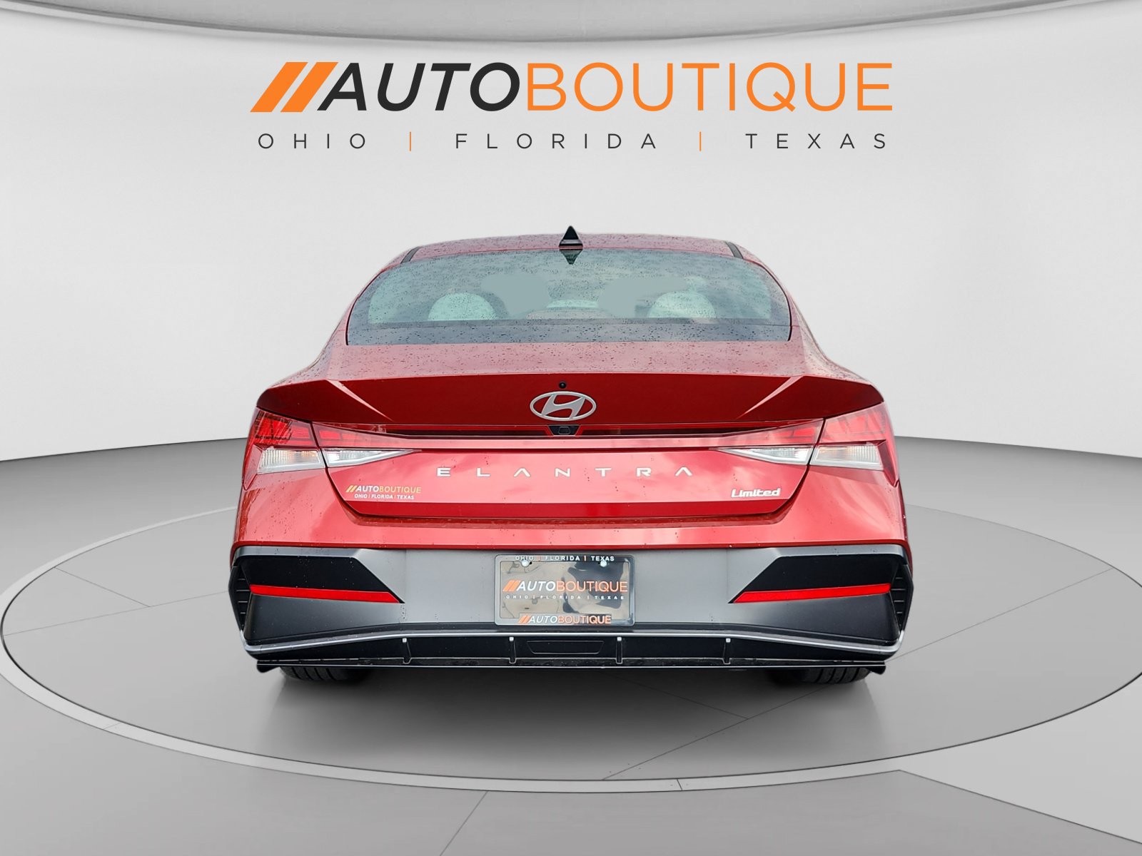 Used 2026 Hyundai Elantra Limited FWD image 4