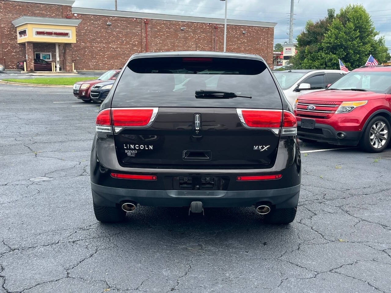 Used 2013 Lincoln MKX FWD image 6