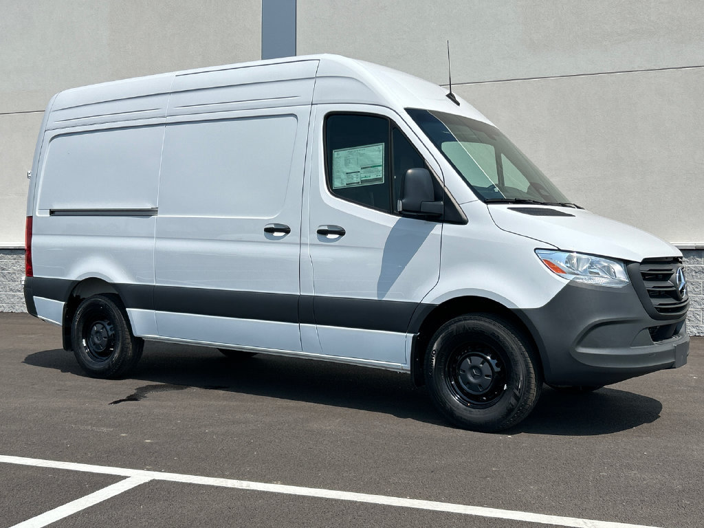 New 2026 Mercedes-Benz Sprinter 2500 image 2