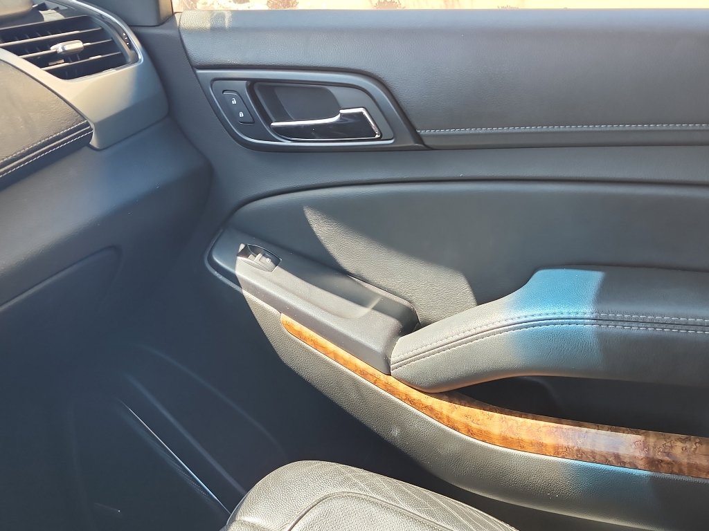 Used 2015 Chevrolet Tahoe LTZ image 33