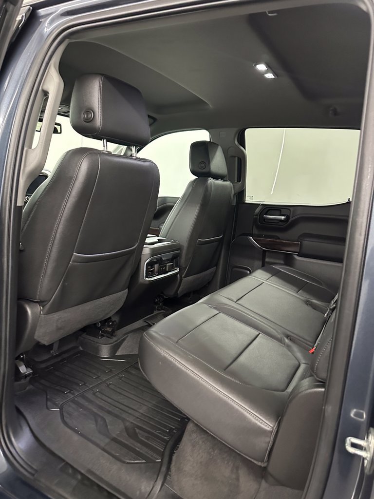 Used 2022 GMC Sierra 1500 SLT w/ SLT Premium Plus Package AWD/4WD image 26