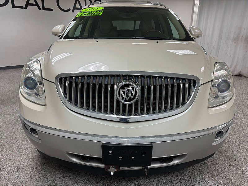 Used 2011 Buick Enclave CXL image 2