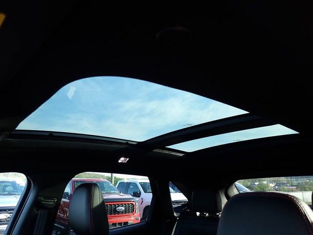 New 2026 Ford Escape ST-Line Select w/ Tech Pack #1 AWD/4WD image 18