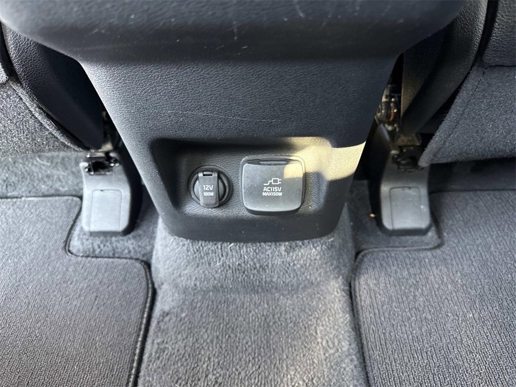 Used 2022 Kia Telluride SX w/ SX Prestige Package image 26