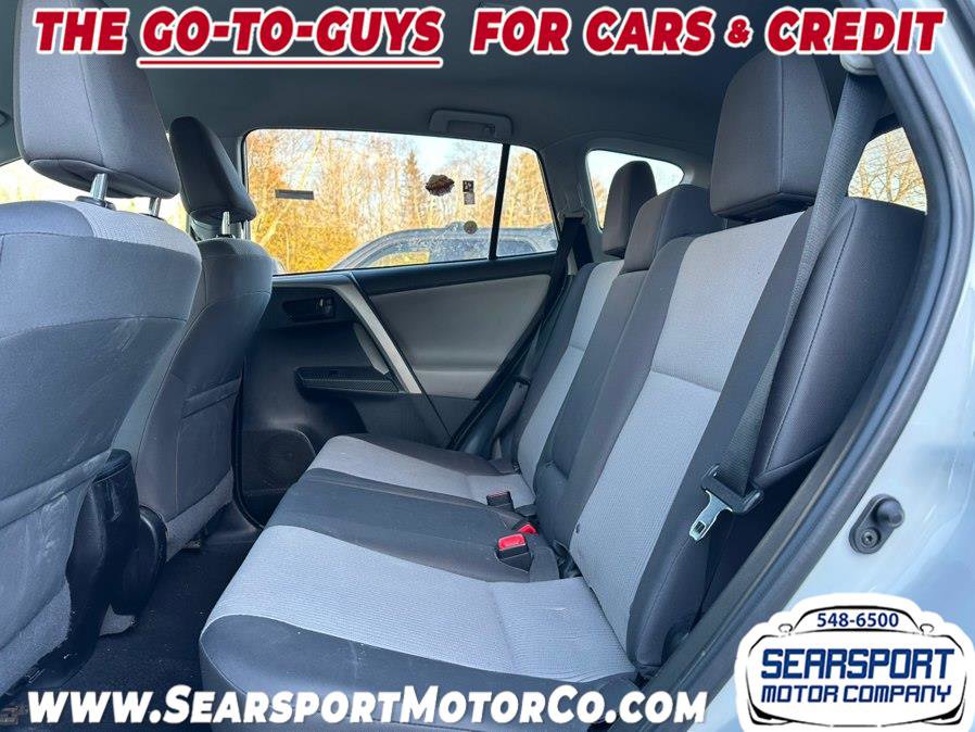 Used 2015 Toyota RAV4 LE image 7