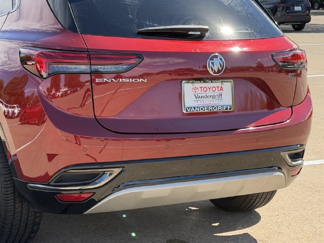 Used 2021 Buick Envision Essence w/ Sport Touring Package FWD image 6