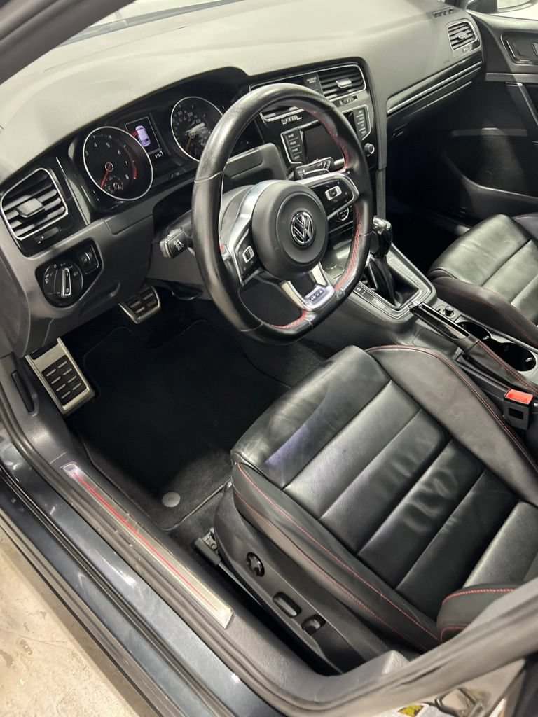 Used 2015 Volkswagen GTI 4-Door FWD image 13