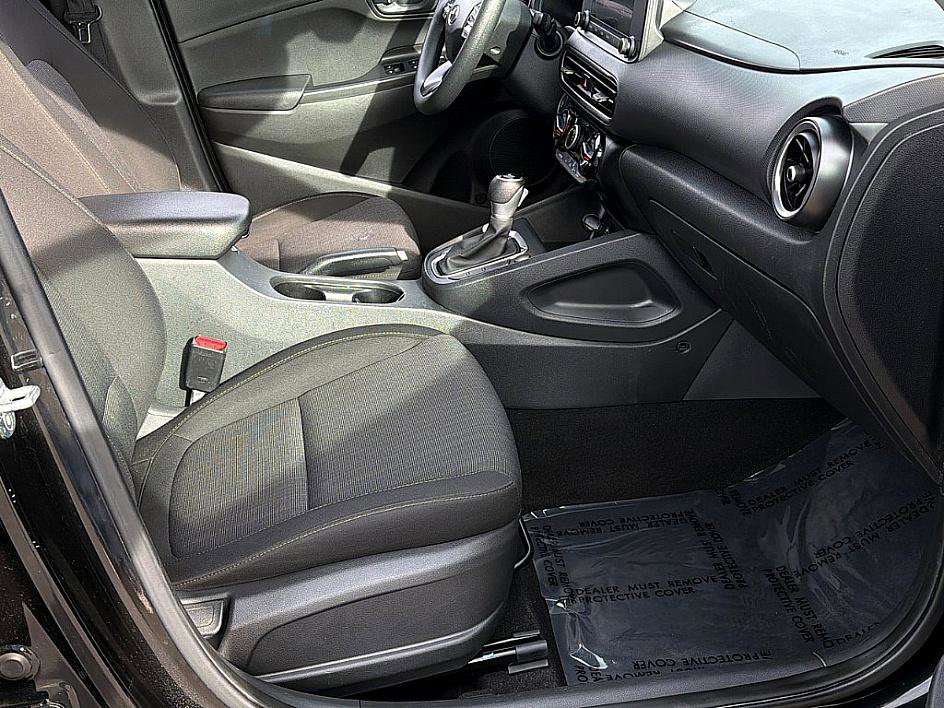 Certified 2023 Hyundai Kona SEL w/ Cargo Package image 19