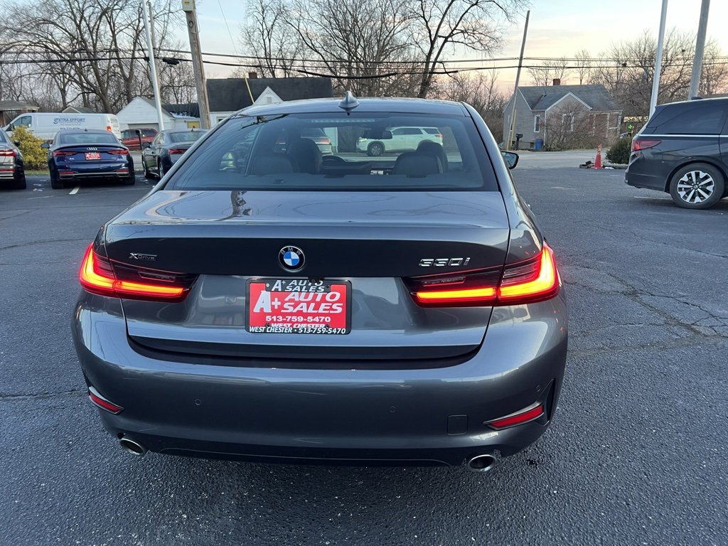 Used 2022 BMW 330i xDrive Sedan w/ Driving Assistance Package image 7