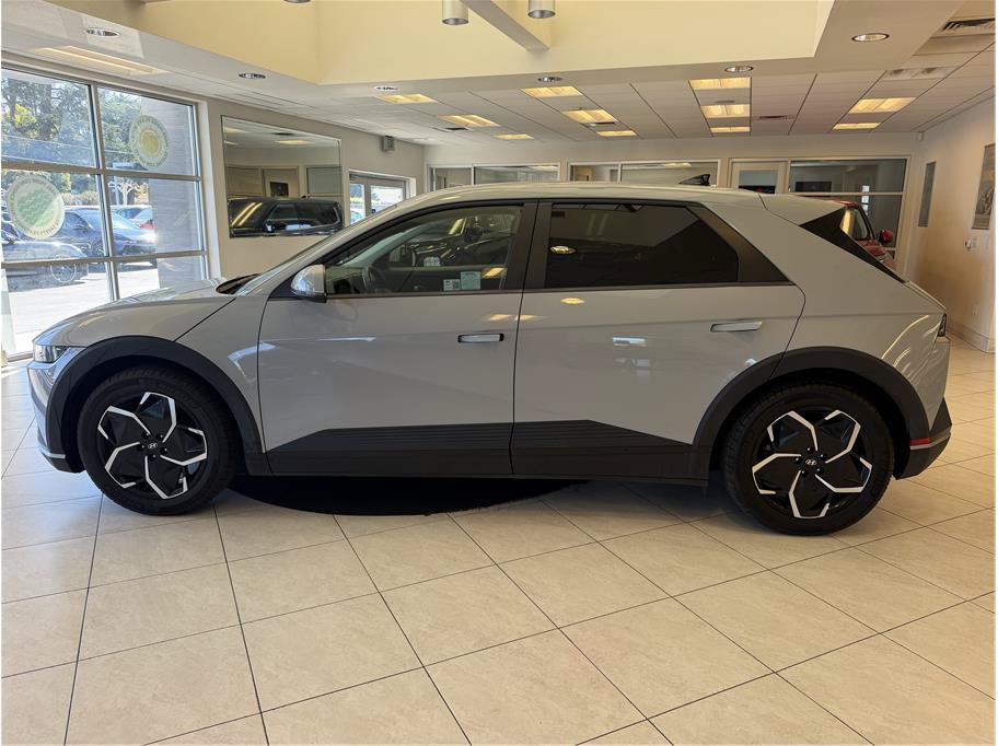 Used 2024 Hyundai Ioniq 5 SEL RWD image 9