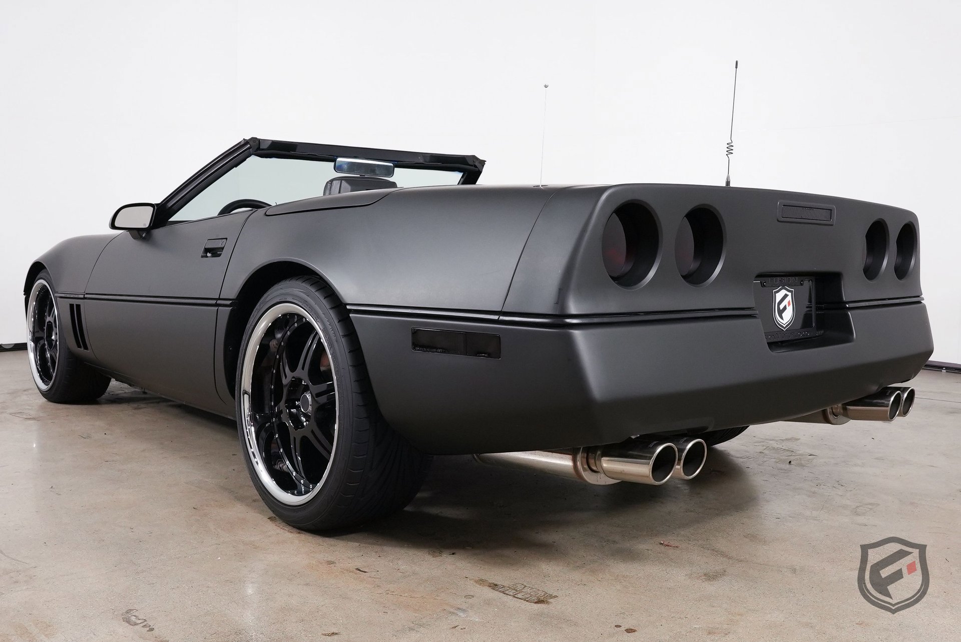 Used 1987 Chevrolet Corvette Convertible image 10