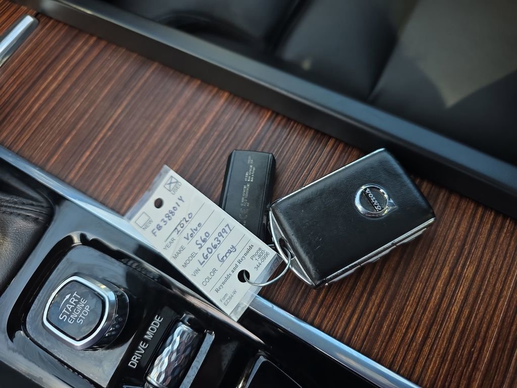 Used 2020 Volvo S60 T6 Inscription w/ Protection Package Premier image 37