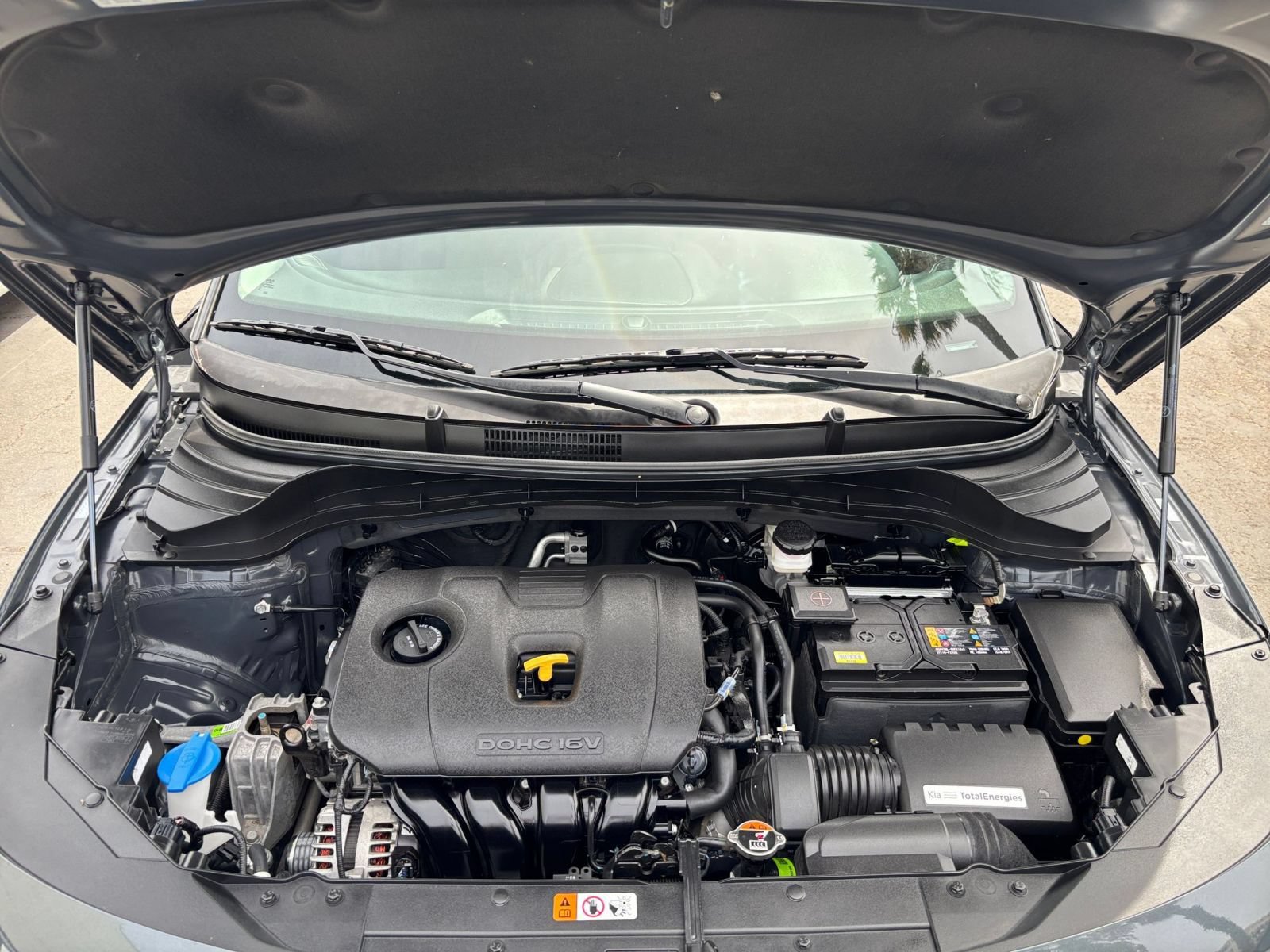 Used 2025 Kia Soul LX w/ LX Technology Package FWD image 29