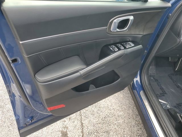 Used 2024 Kia Sorento SX image 19