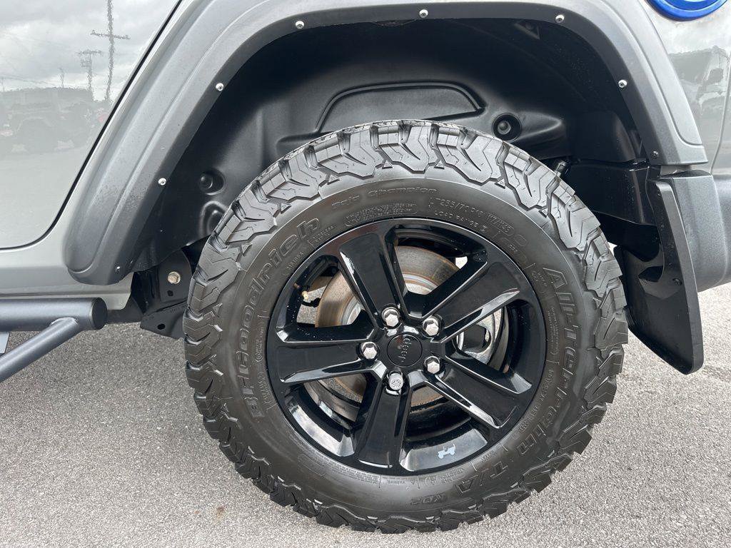 Used 2021 Jeep Wrangler Unlimited Sport AWD/4WD image 13