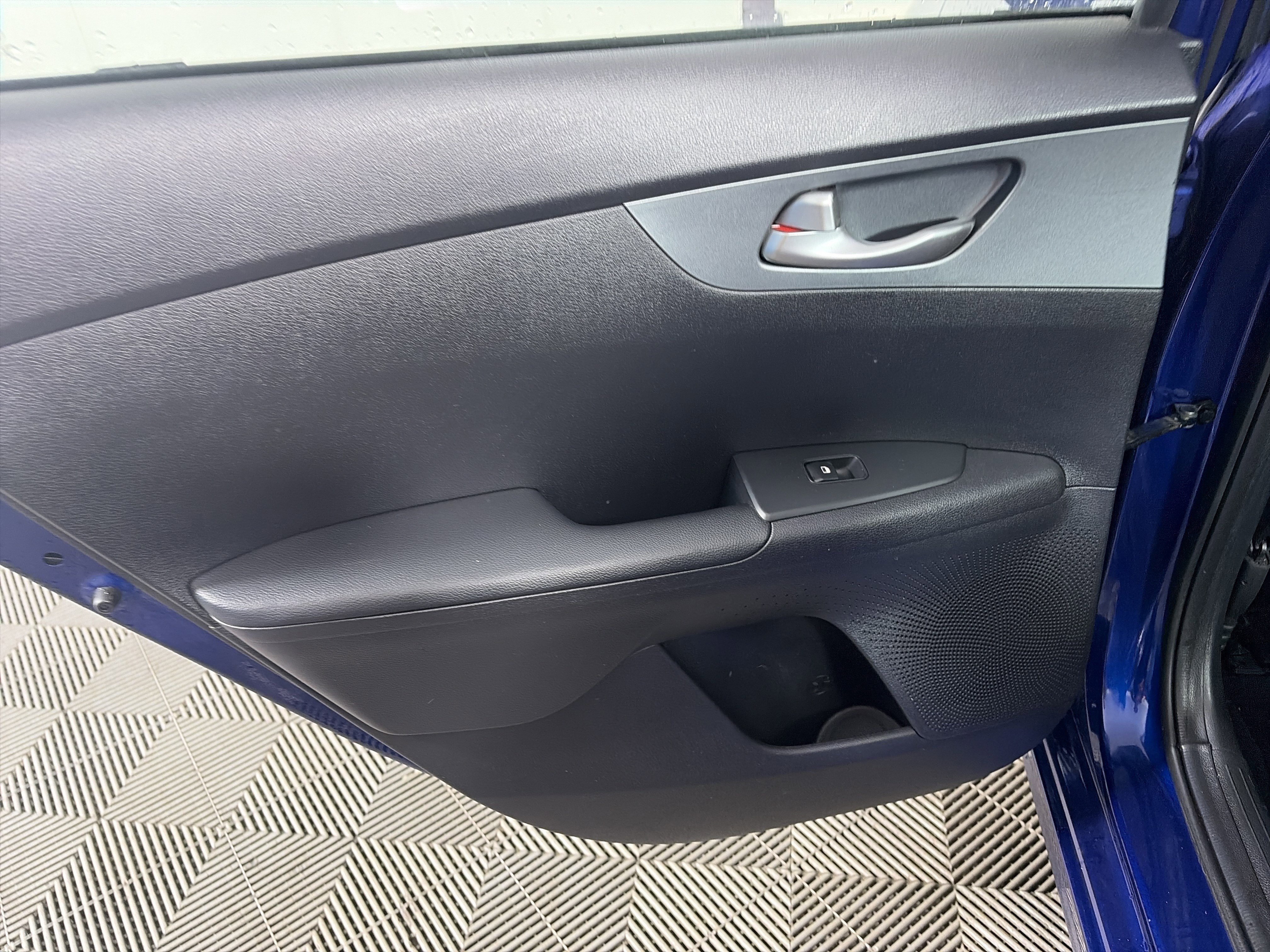 Used 2021 Kia Forte LXS image 34