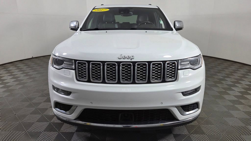 Used 2017 Jeep Grand Cherokee Summit image 2