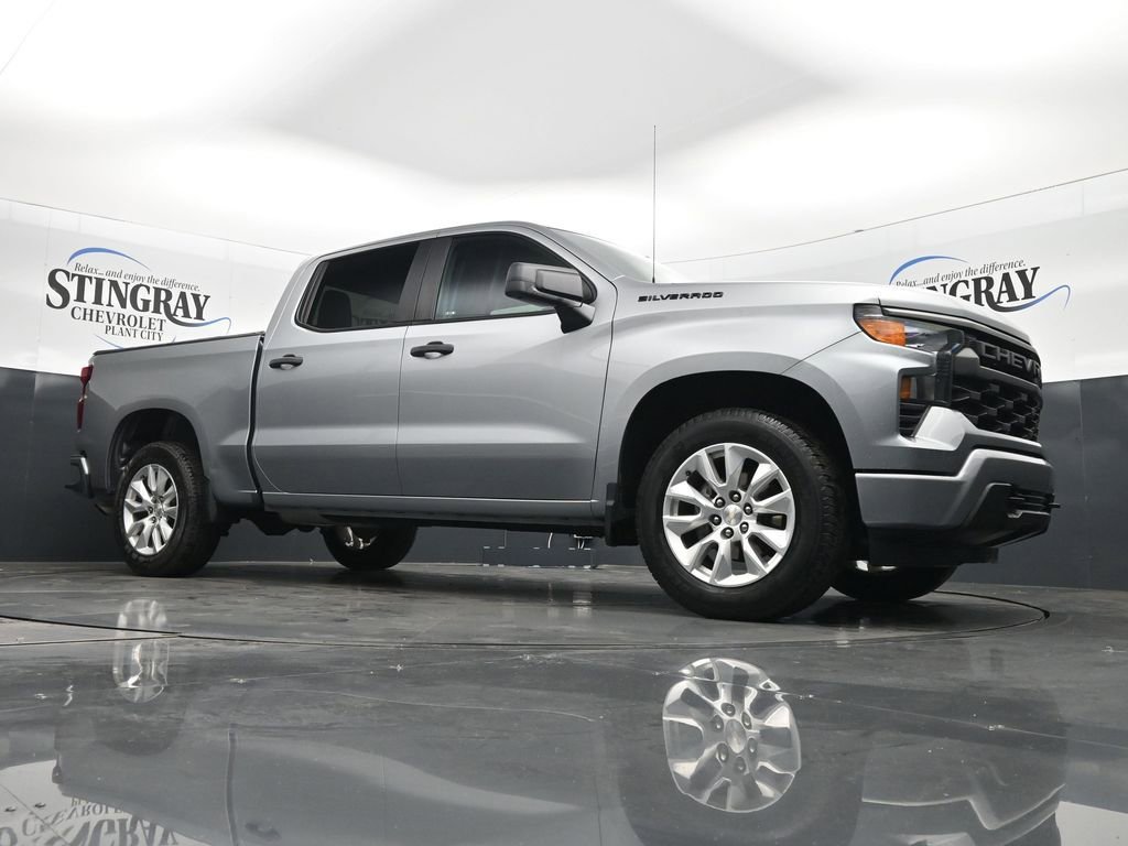 Used 2023 Chevrolet Silverado 1500 Custom RWD image 17