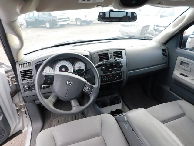 Used 2006 Dodge Dakota SLT image 14