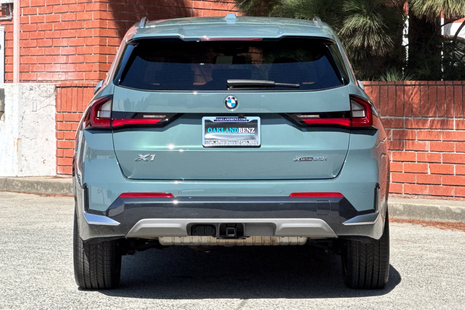 Used 2023 BMW X1 xDrive28i w/ Convenience Package AWD/4WD image 5