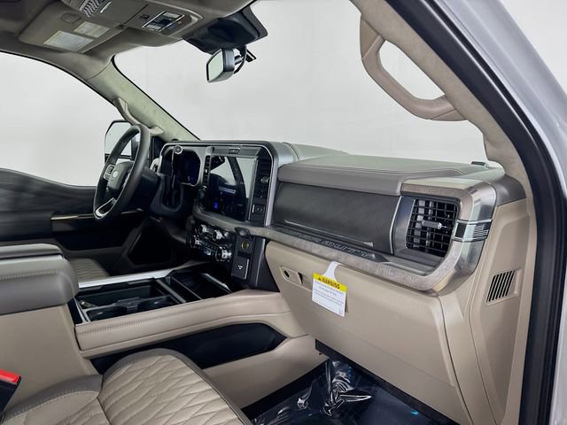 New 2026 Ford F450 Platinum w/ Platinum Plus Package image 30