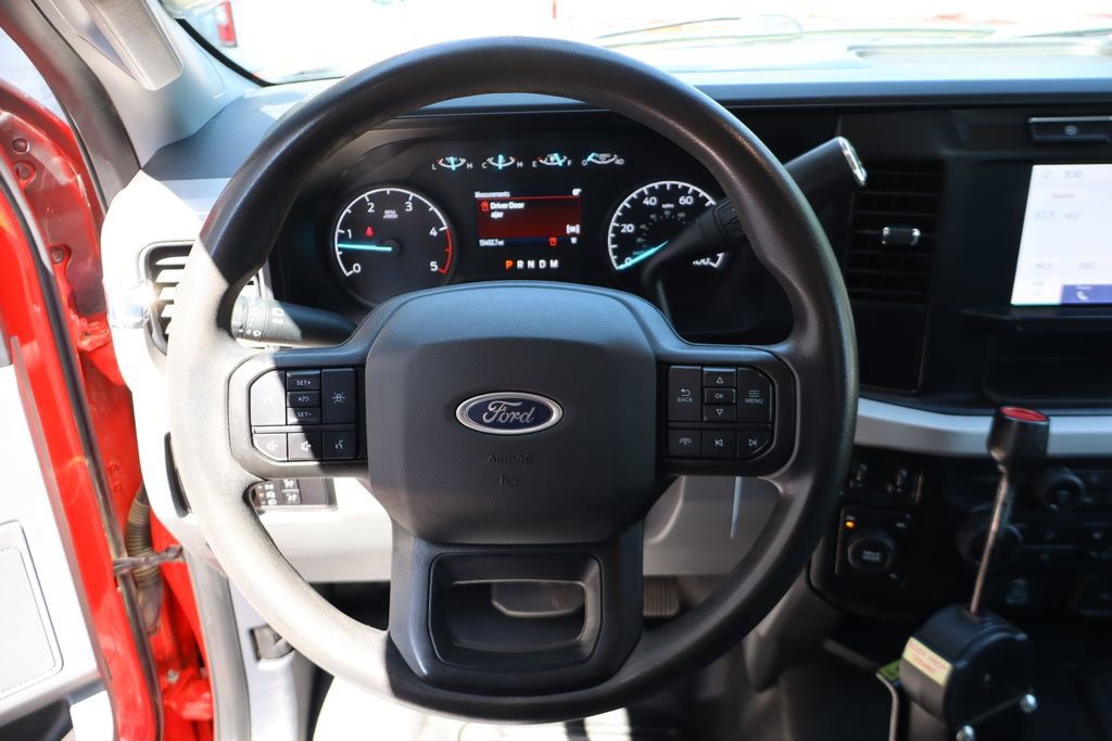 Used 2023 Ford F550 4x4 Regular Cab Super Duty image 29