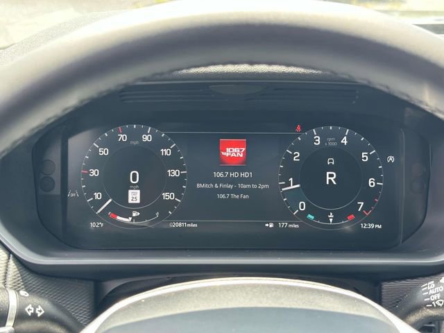 Used 2024 Land Rover Discovery Dynamic SE image 27