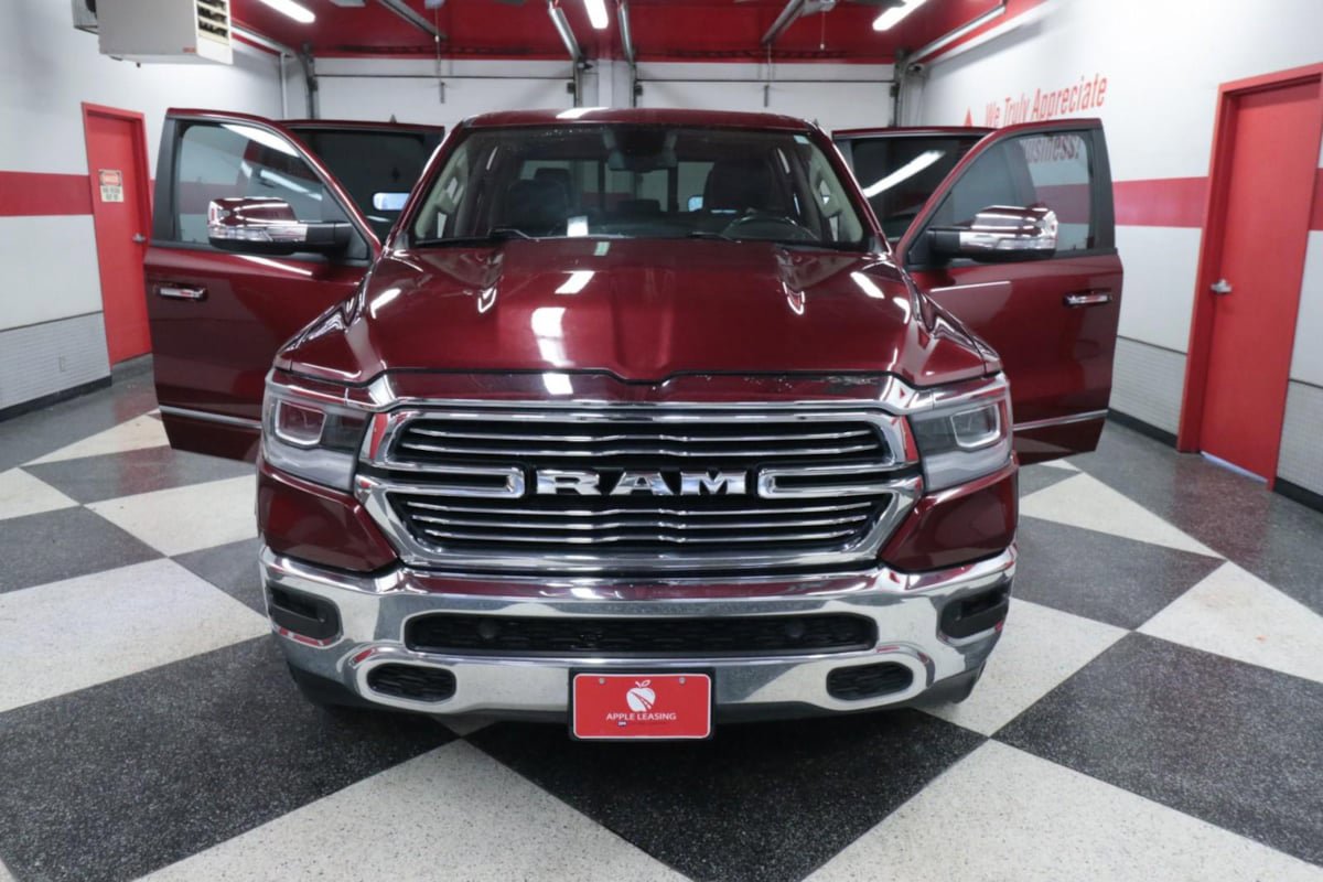 Used 2019 RAM 1500 Laramie AWD/4WD image 28