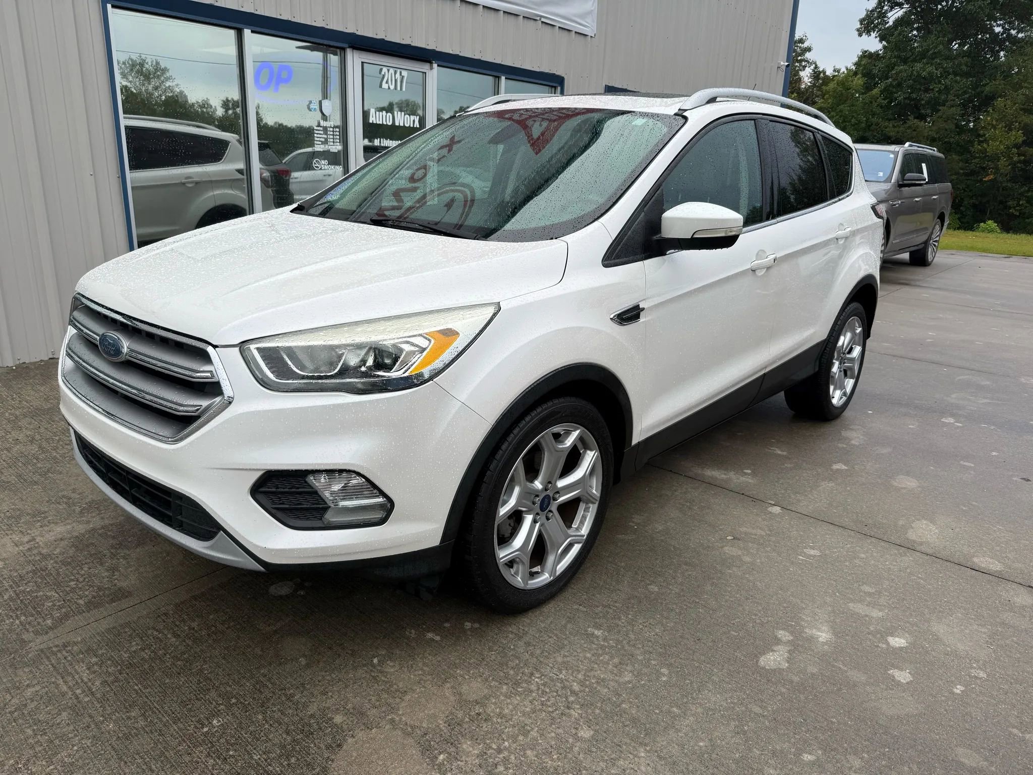 Used 2017 Ford Escape Titanium image 18