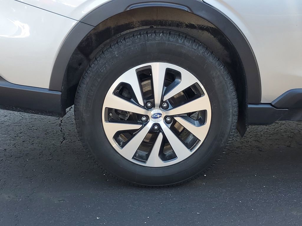 Used 2021 Subaru Outback Premium image 30