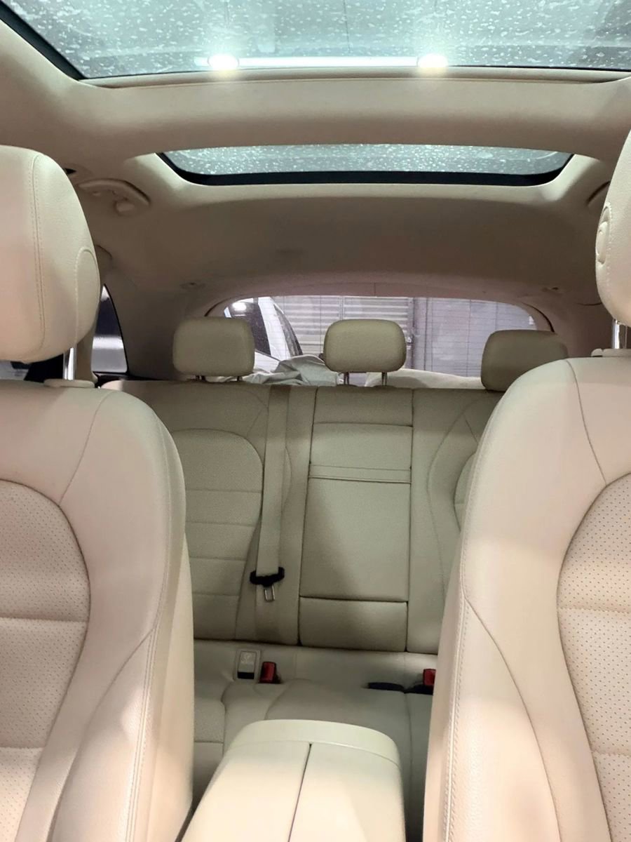 Used 2017 Mercedes-Benz GLC 300 4MATIC w/ Premium 1 Package image 3