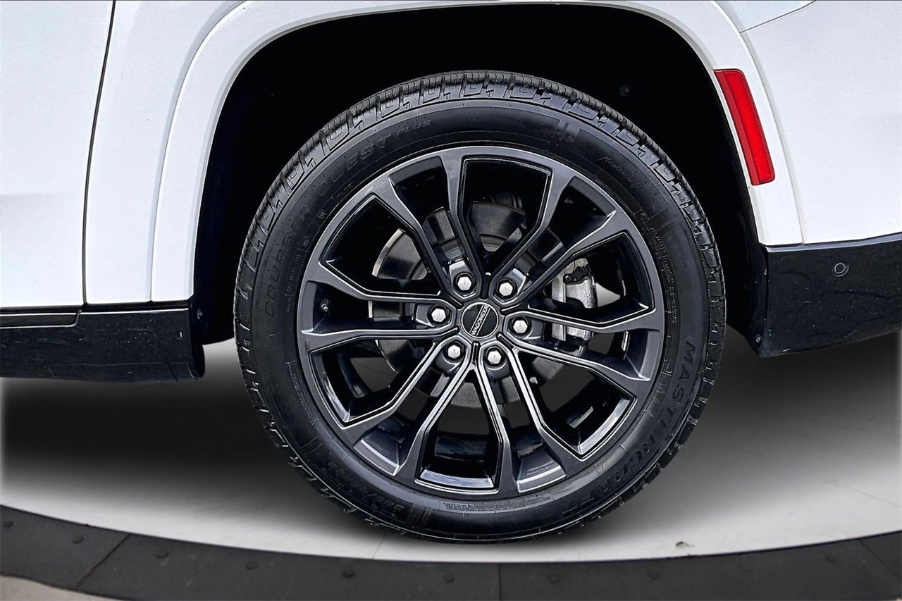 Certified 2024 Jeep Grand Wagoneer L Series II w/ Quick Order Packagew 28T image 36