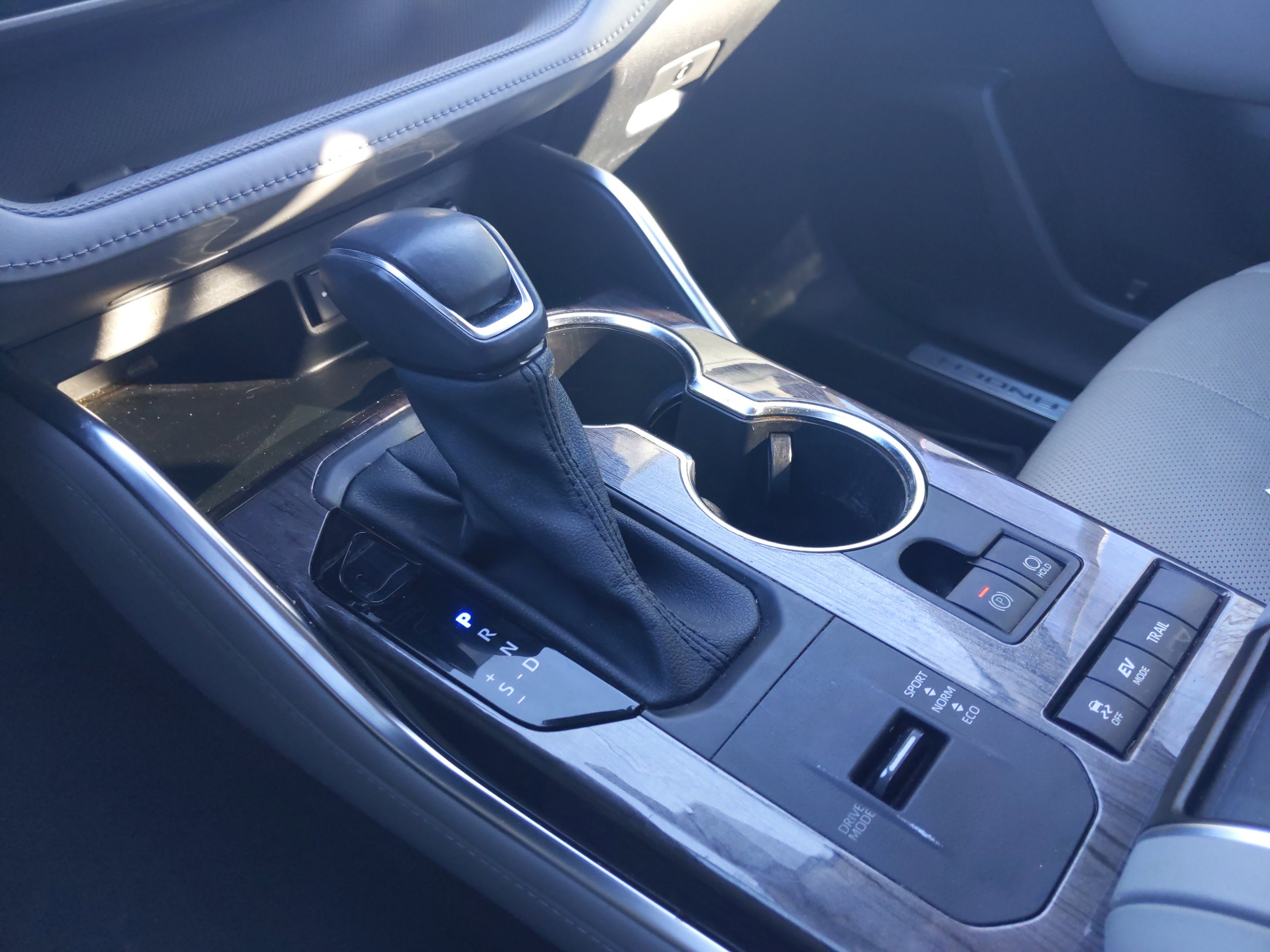 Certified 2021 Toyota Highlander Limited image 26