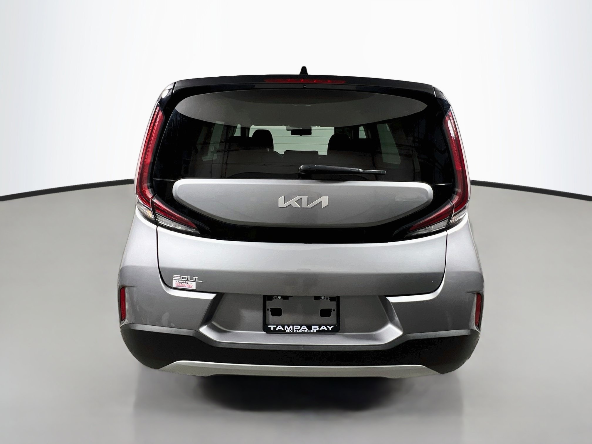 Used 2025 Kia Soul LX w/ LX Technology Package FWD image 6