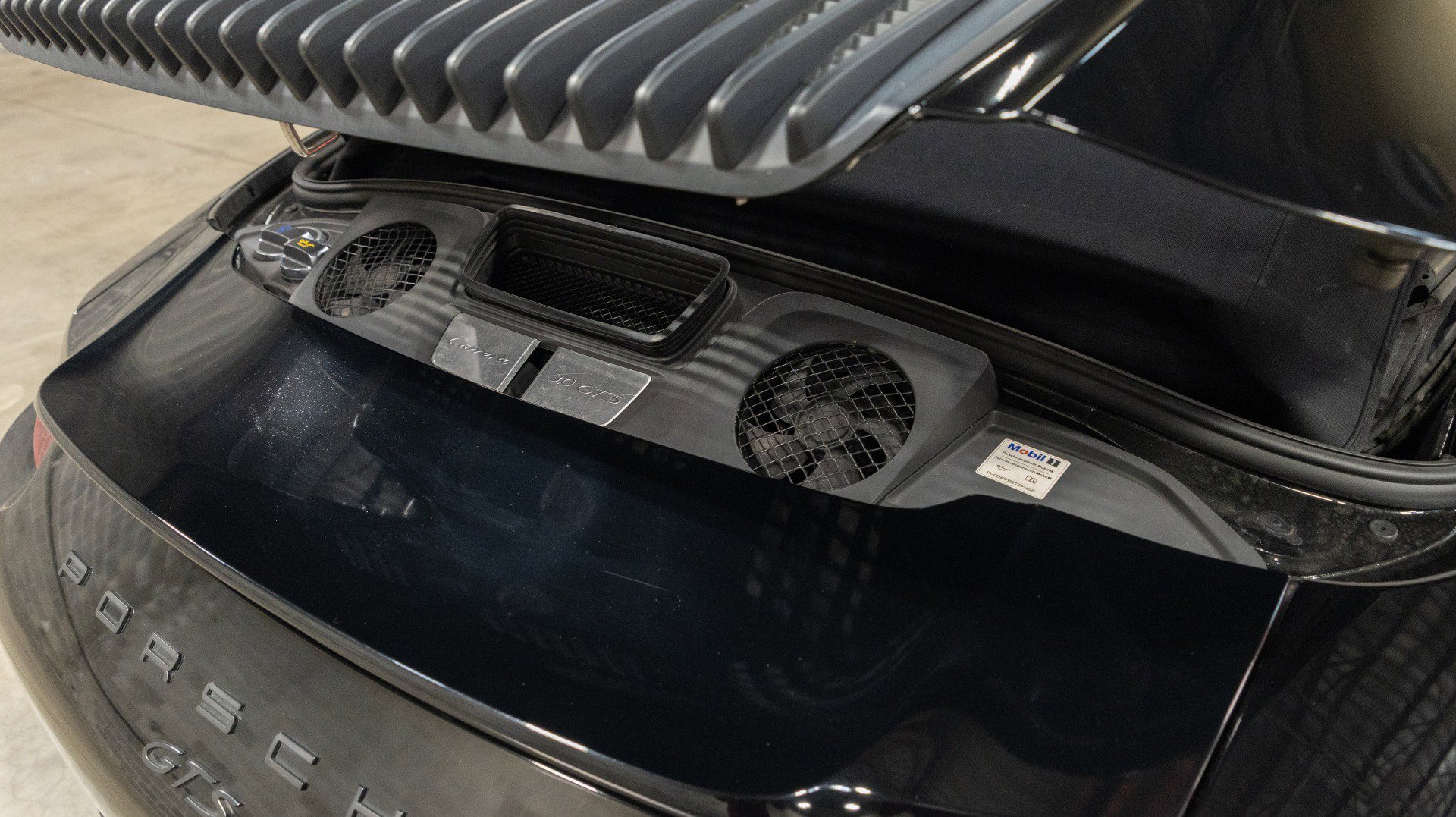 Used 2019 Porsche 911 Carrera 4 GTS image 69
