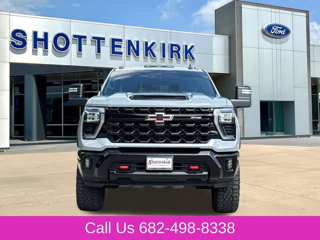 Used 2024 Chevrolet Silverado 2500 ZR2 w/ Technology Package AWD/4WD video 2