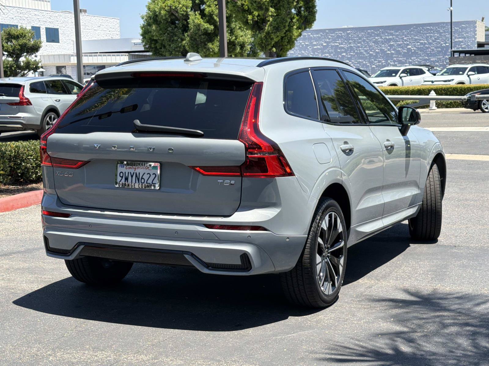 Used 2026 Volvo XC60 T8 Plus w/ Protection Package Premier AWD/4WD image 5