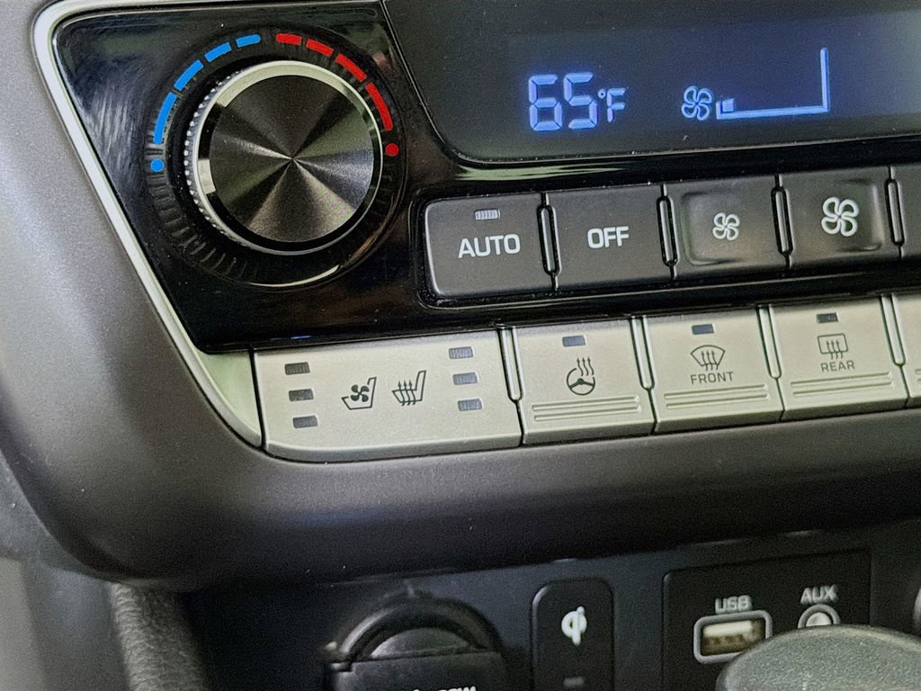 Used 2019 Hyundai Sonata Limited FWD image 24