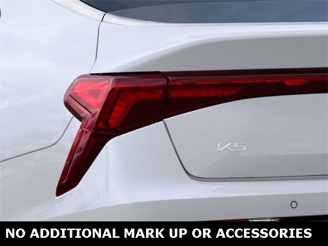 New 2026 Kia K5 EX image 11