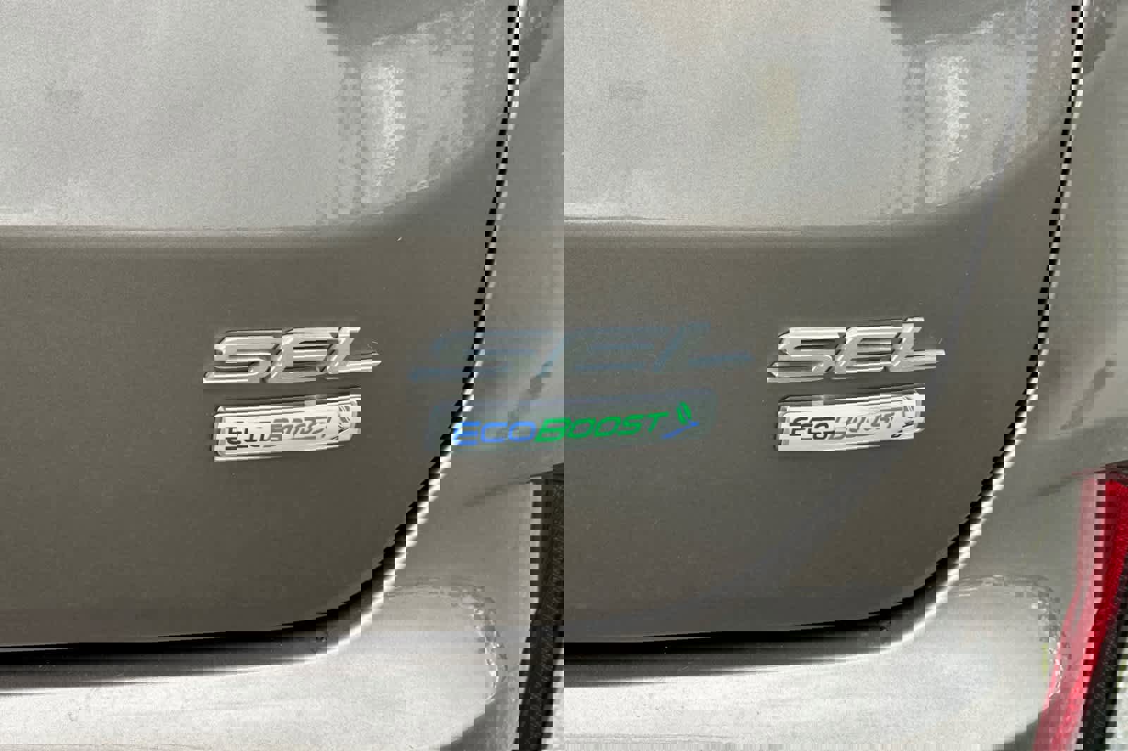 Used 2019 Ford Edge SEL w/ Equipment Group 201A image 33