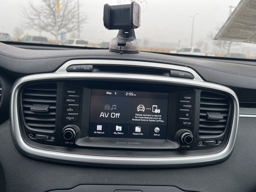 Used 2019 Kia Sorento LX w/ LX Convenience Package image 18