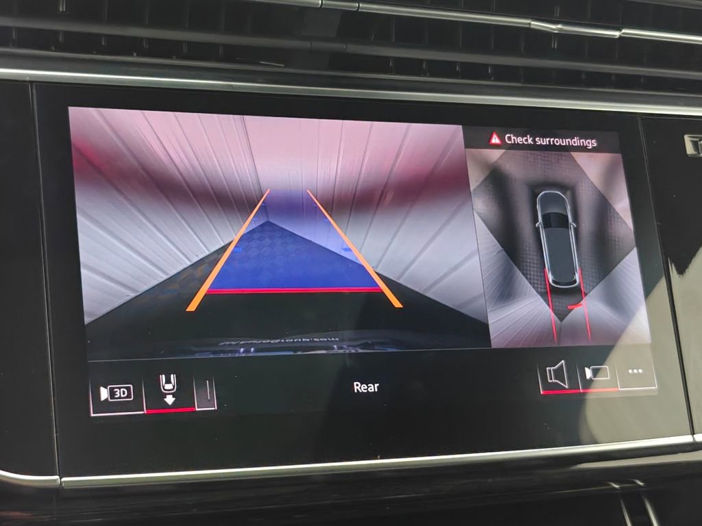 Used 2025 Audi Q7 2.0T Premium Plus w/ Premium Plus Package image 8